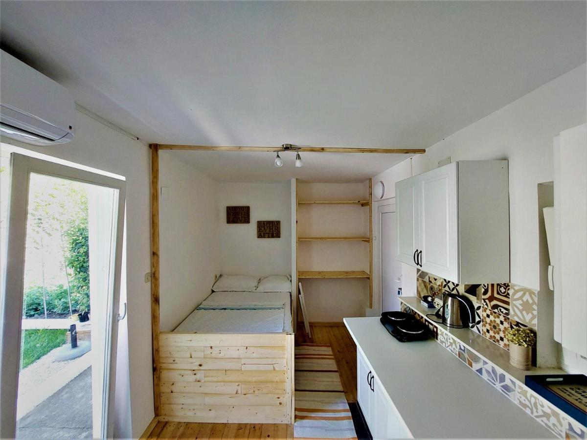 Studio Apartment Murter Center Exteriér fotografie