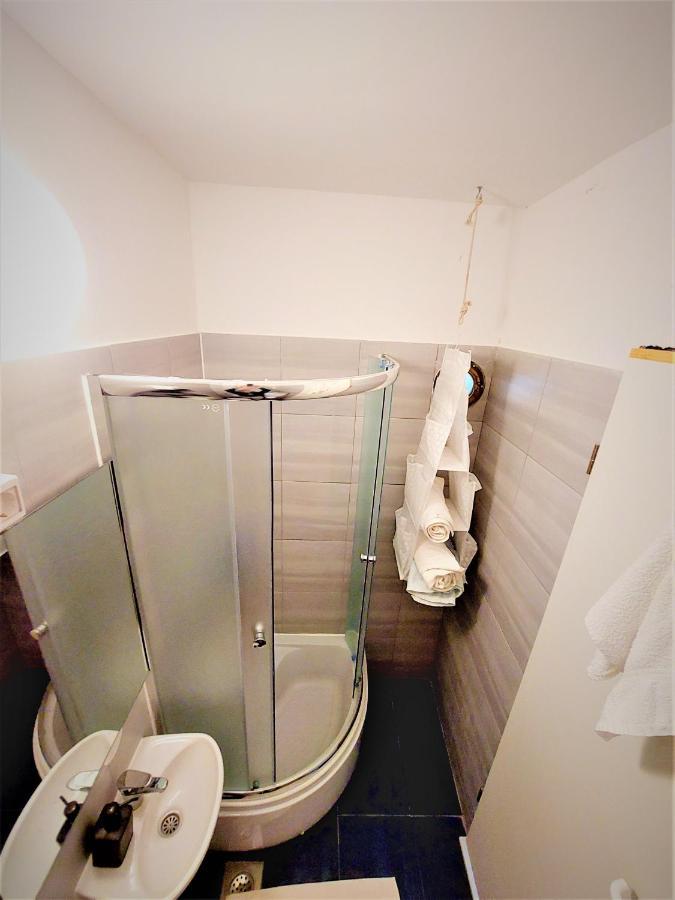 Studio Apartment Murter Center Exteriér fotografie